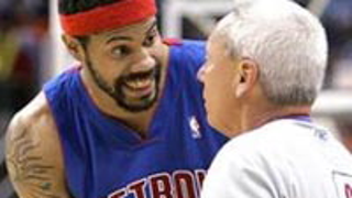 Rasheed Wallace Goes Christmas Caroling
